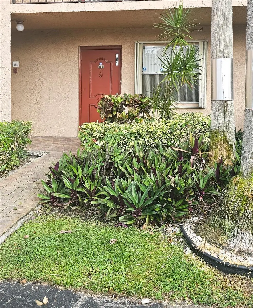 7220 Lake Cir Dr #101, Margate, FL 33063 - #1
