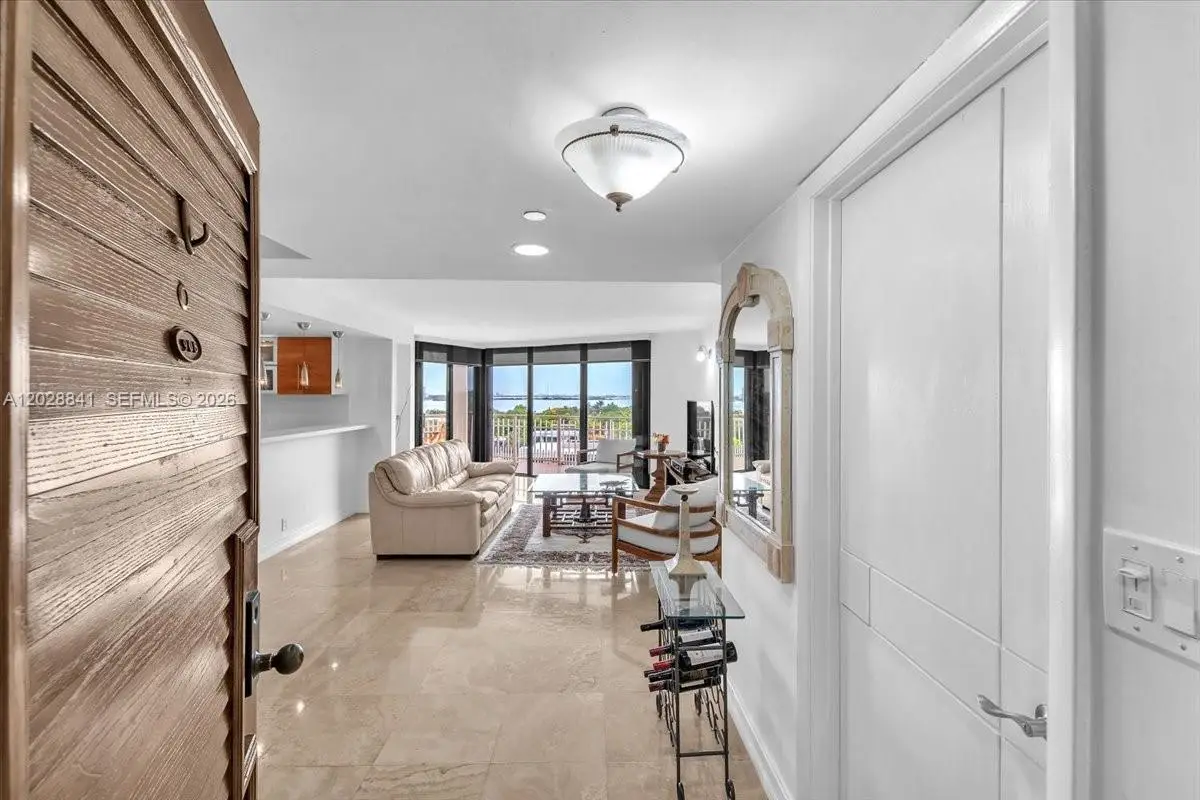 2000 Towerside Ter #908, Miami, FL 33138 - #1