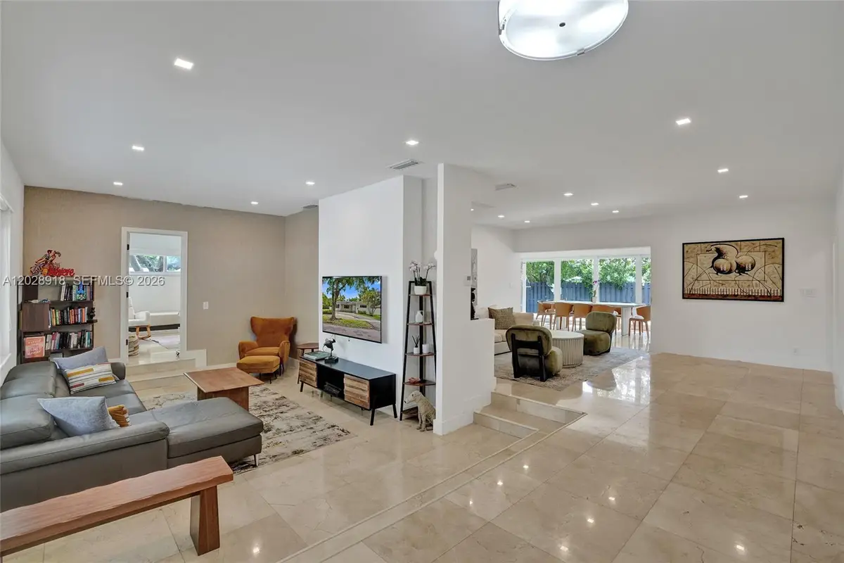 18641 NE 21st Ave, Miami, FL 33179 - #1