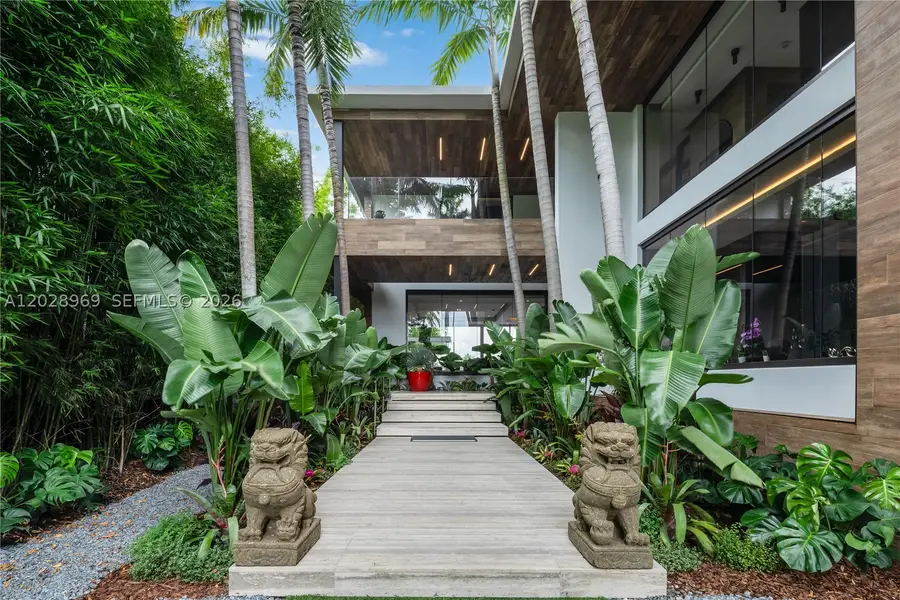 508 W Dilido Dr, Miami Beach, FL 33139 - #2