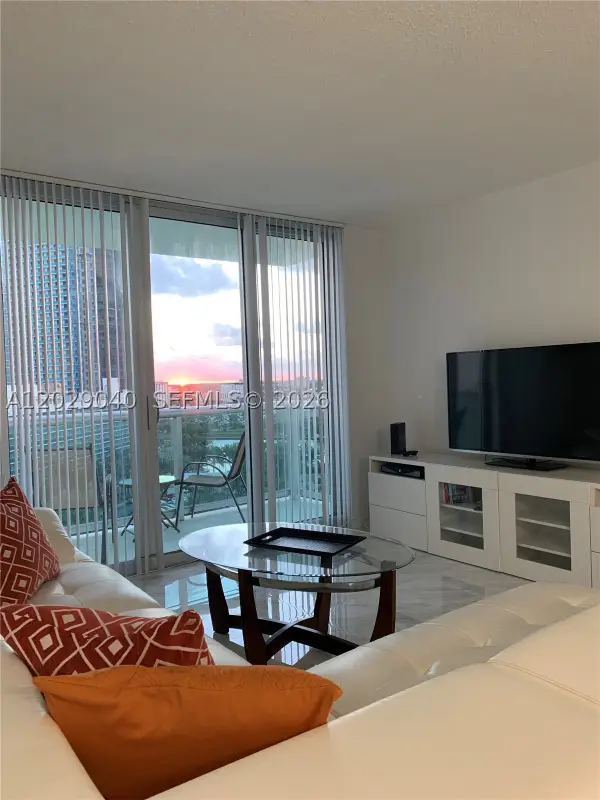 3901 S Ocean Dr #12V, Hollywood, FL 33019