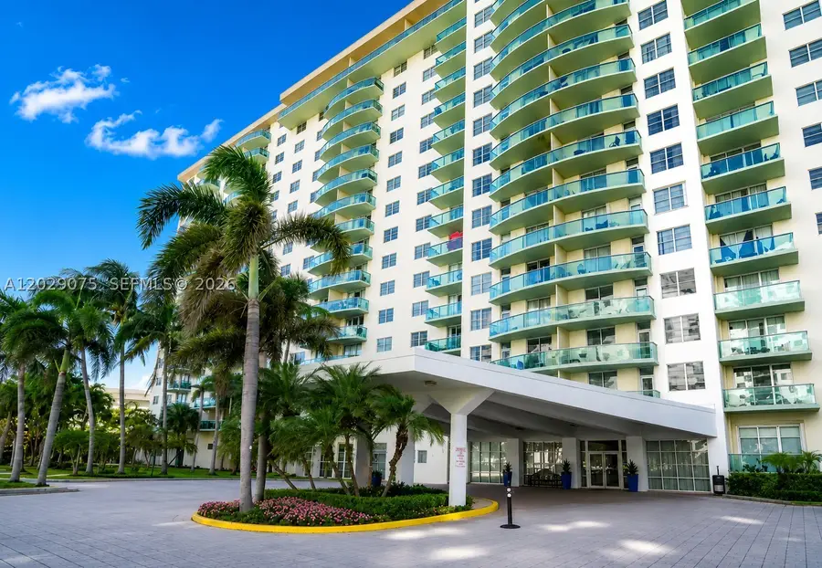 19390 Collins Ave #1419, Sunny Isles Beach, FL 33160 - #2