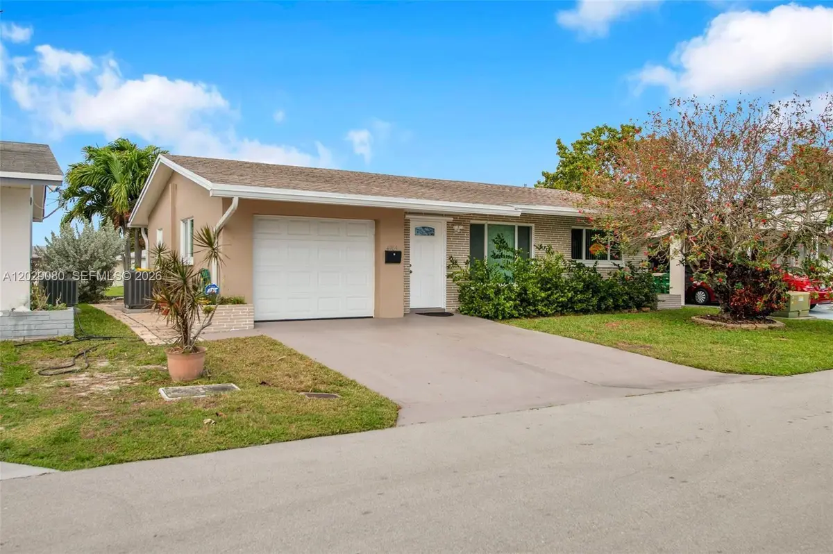 4905 NW 47th Ave, Tamarac, FL 33319 - #1