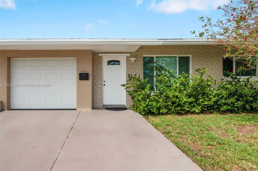 4905 NW 47th Ave, Tamarac, FL 33319 - #3