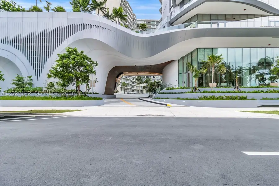 175 SE 25 Rd #1103, Miami, FL 33129 - #3