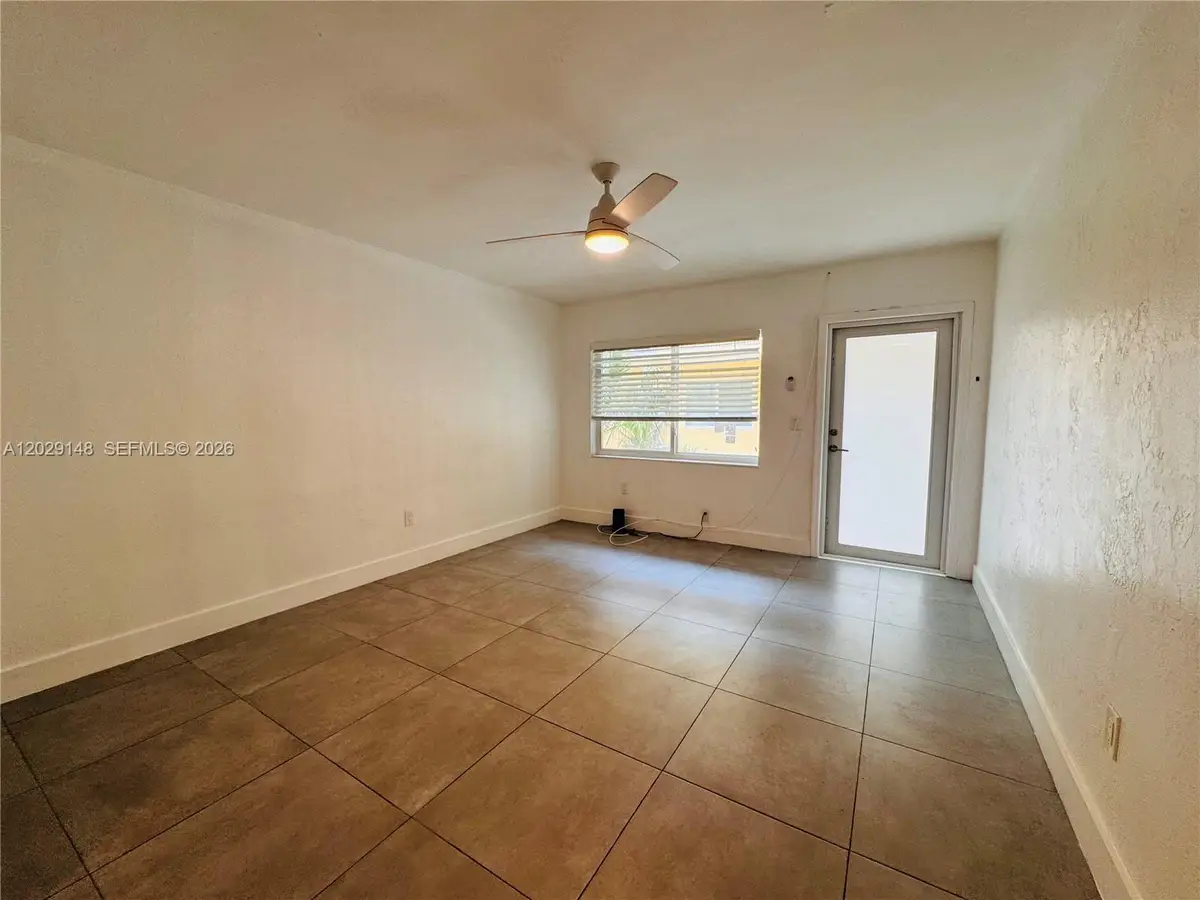 75 Washington Ave #10, Miami Beach, FL 33139 - #1