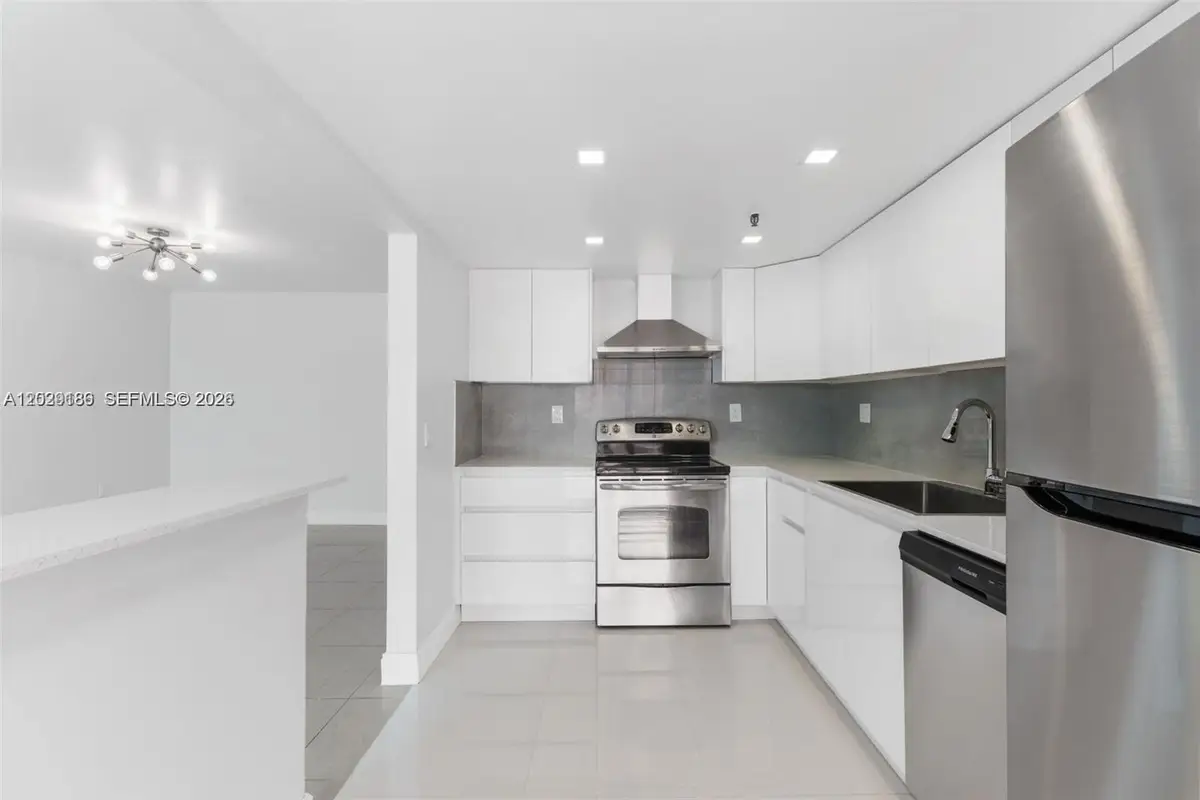 17890 W Dixie Hwy 501 Hwy #501, North Miami Beach, FL 33160 - #1