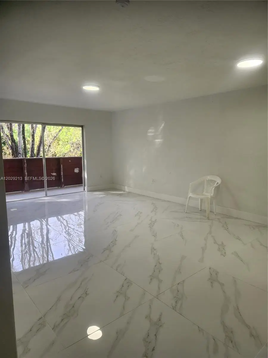 1205 Mariposa Ave #304, Coral Gables, FL 33146 - #3