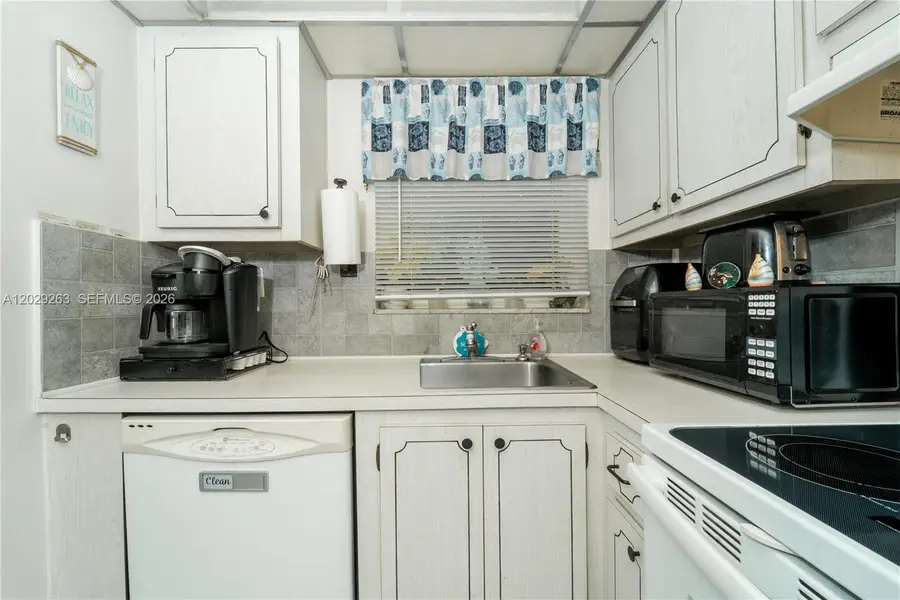 2811 N Pine Island Rd #102, Sunrise, FL 33322 - #3