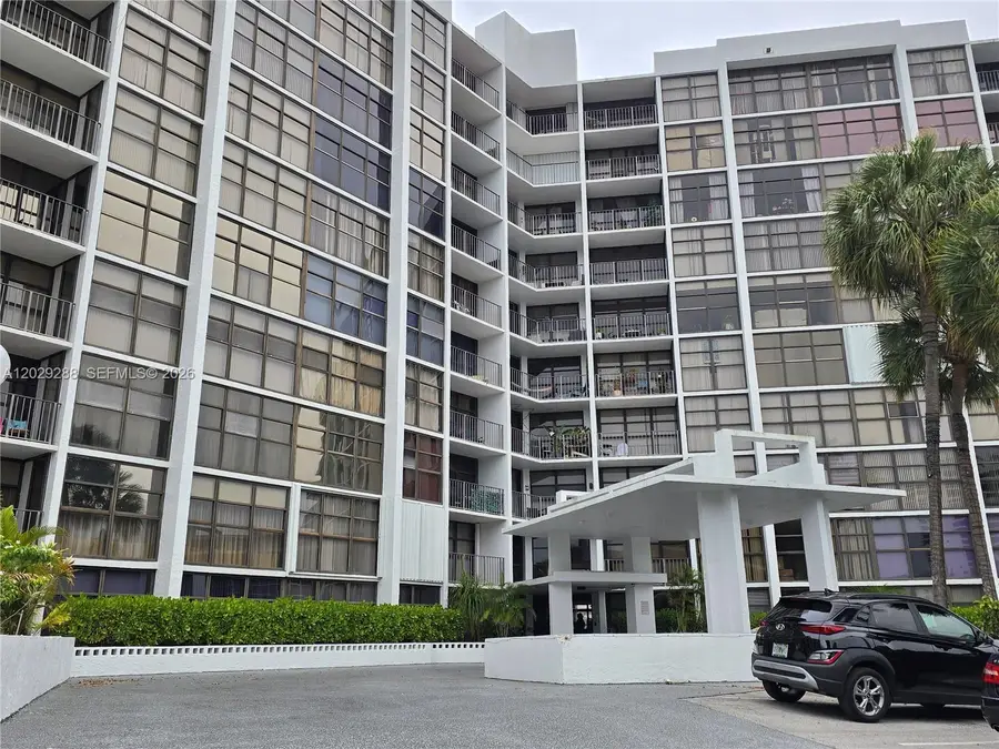 400 Leslie Dr #416, Hallandale Beach, FL 33009 - #2