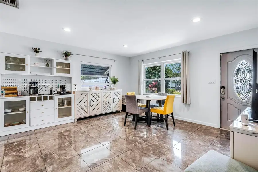 7211 NW 76th St, Tamarac, FL 33321 - #3