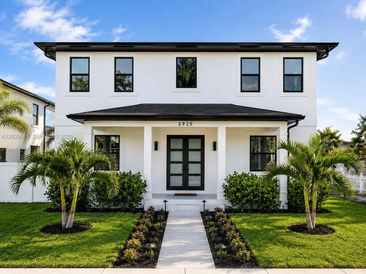 2925 13th St N, Saint Petersburg, FL 33704 - #1
