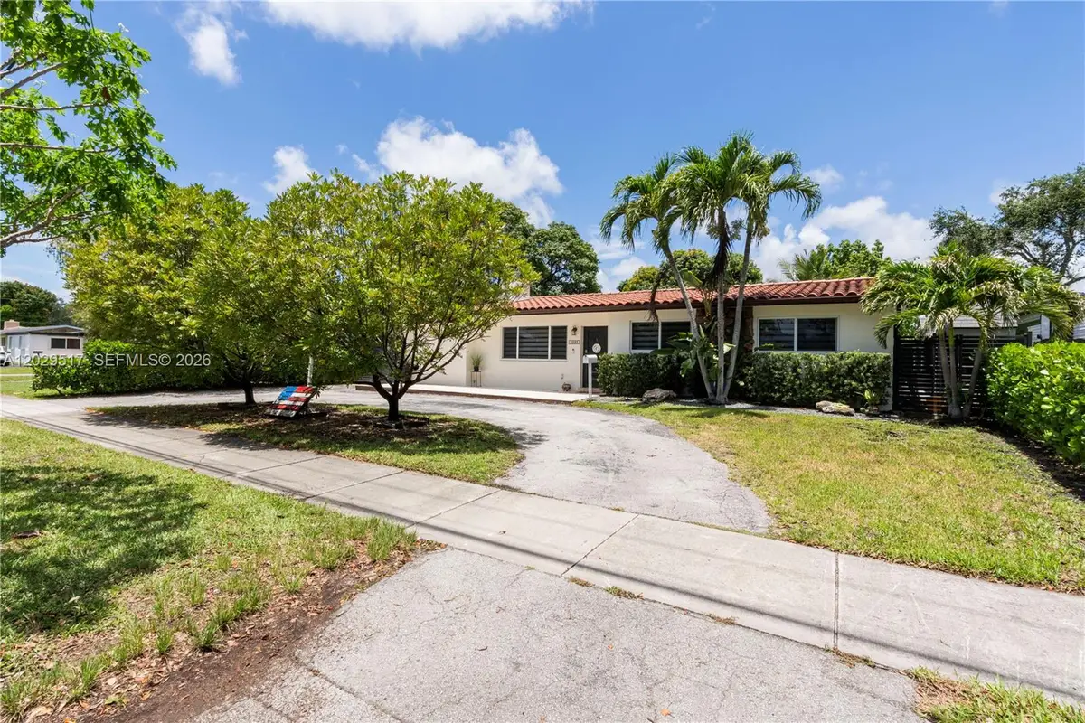 8595 SW 128th St, Miami, FL 33156 - #1