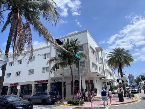 865 Collins Ave #210, Miami Beach, FL 33139