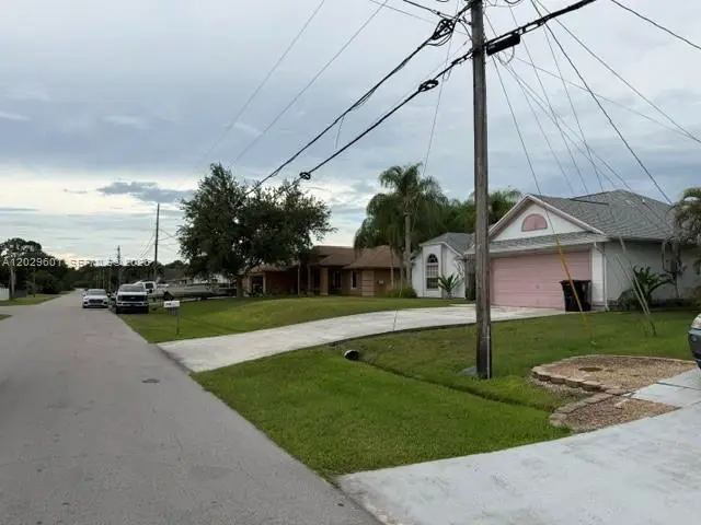 3584 SW Zullo St, Port Saint Lucie, FL 34953 - #2
