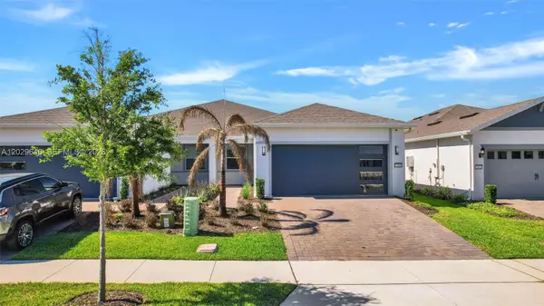 15806 Gem View St, Winter Garden, FL 34787