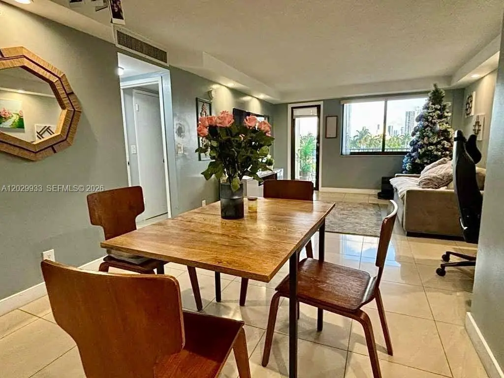 301 Golden Isles Dr #406, Hallandale Beach, FL 33009 - #1