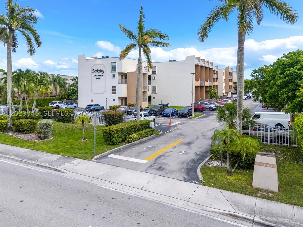10900 SW 104th St #107, Miami, FL 33176 - #1