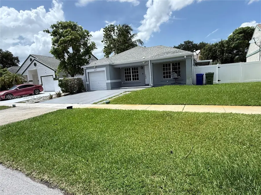 1071 SW 86th Ave, Pembroke Pines, FL 33025 - #3