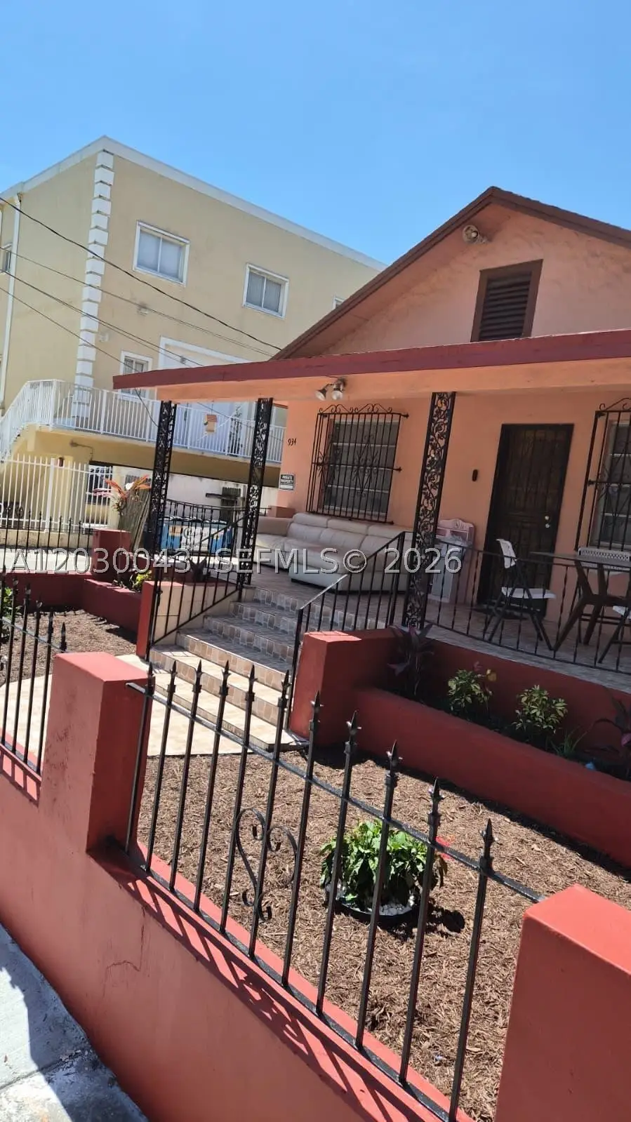 934 SW 3rd St, Miami, FL 33130 - #1