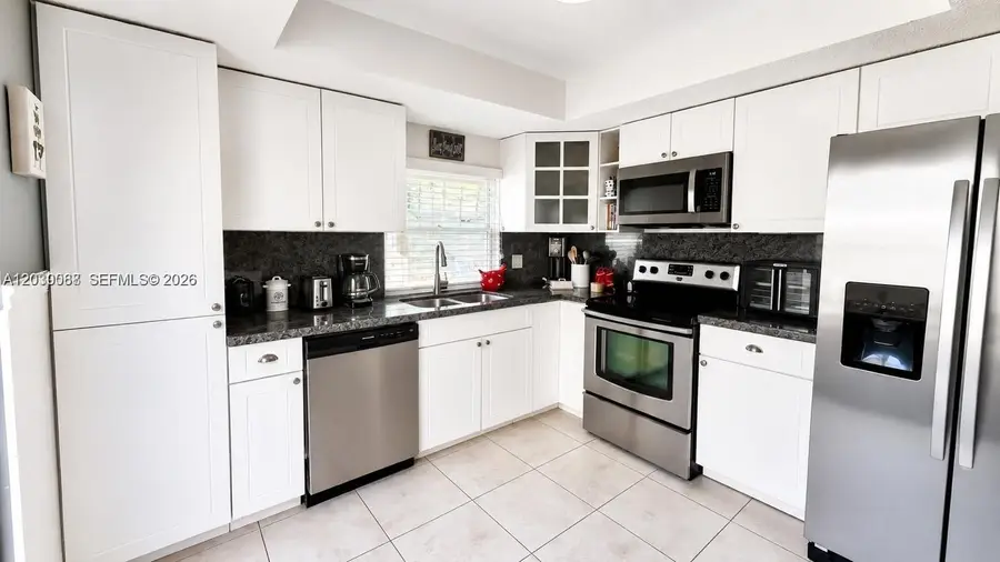 14510 SW 142nd Ct Cir S, Miami, FL 33186 - #3