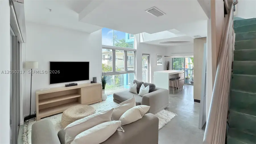734 Michigan Ave, Miami Beach, FL 33139 - #3