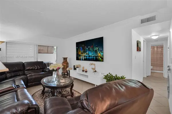 6095 W 18th Ave #S107, Hialeah, FL 33012