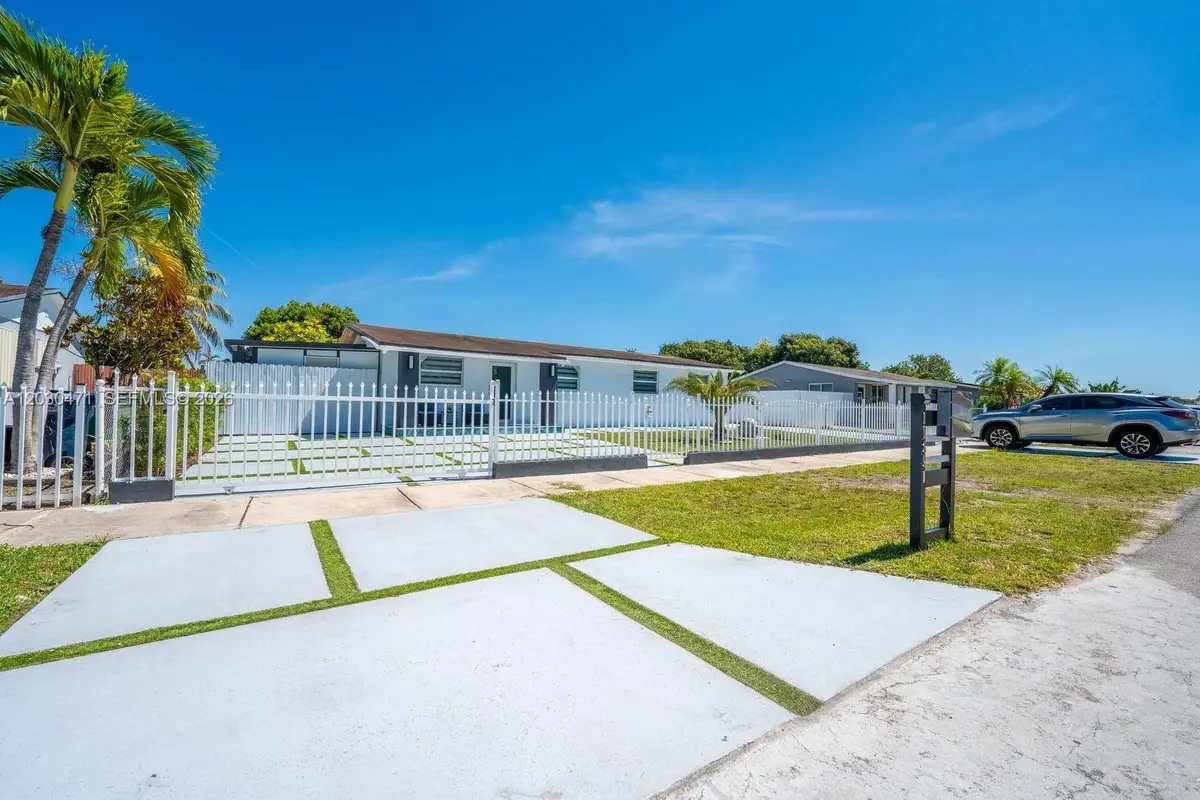 11851 SW 181st St, Miami, FL 33177 - #1