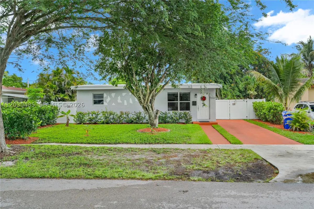 7220 Arthur St, Hollywood, FL 33024 - #1