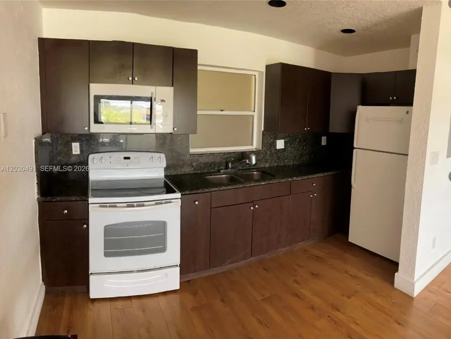 7410 SW 82nd St #K401, Miami, FL 33143 - #2