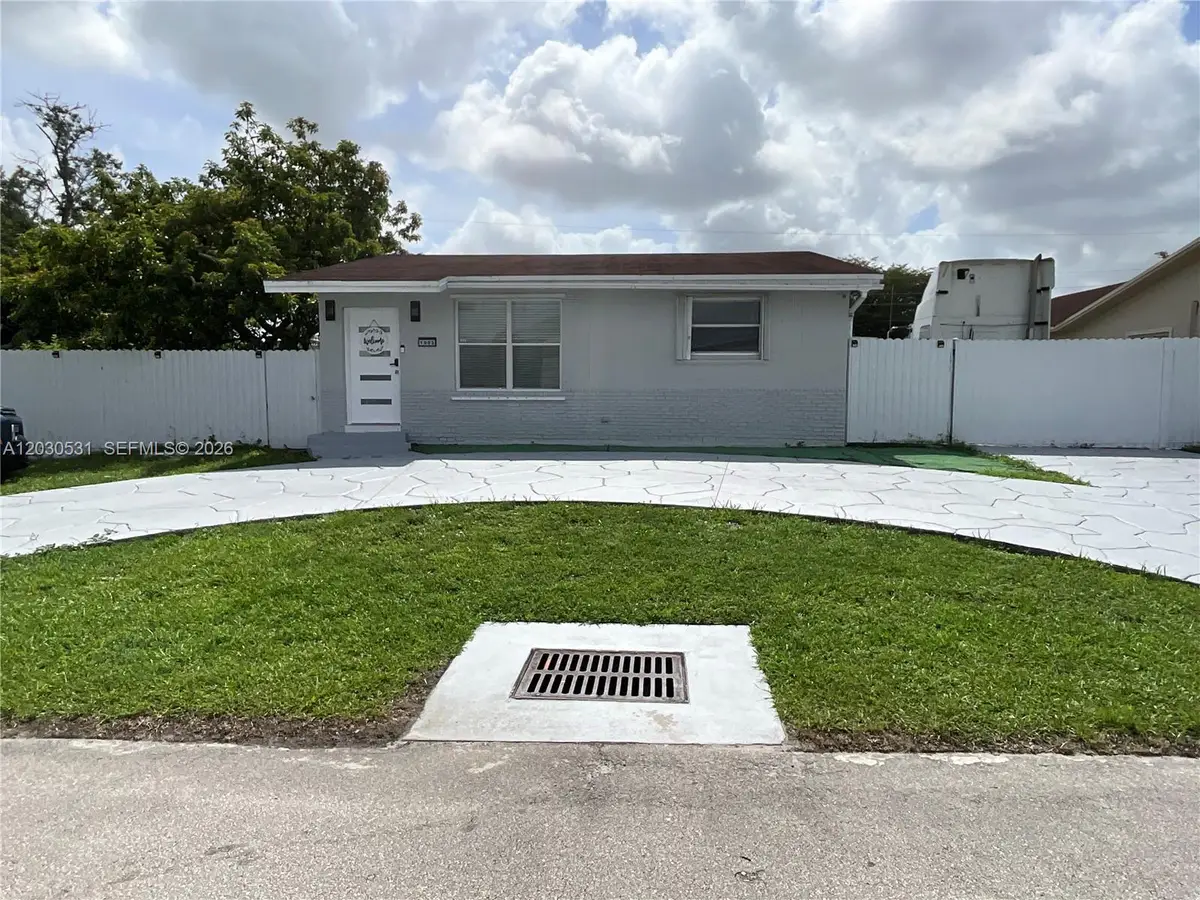 1905 SW 100th Ave, Miramar, FL 33025 - #1
