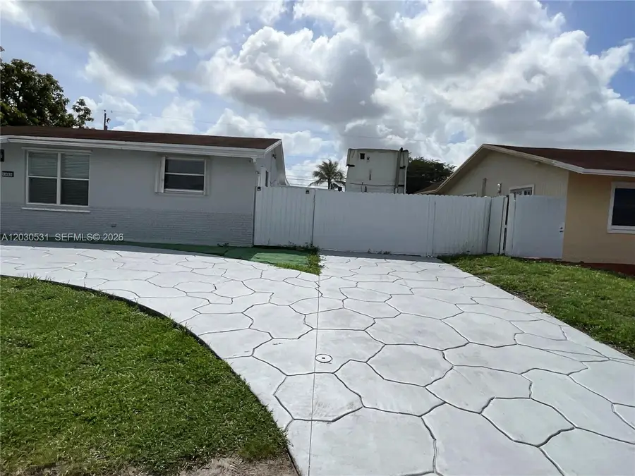 1905 SW 100th Ave, Miramar, FL 33025 - #3