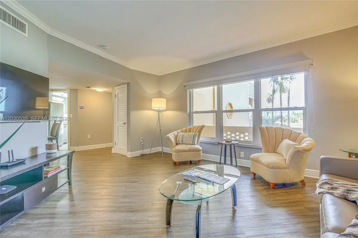 341 N Birch Rd #315, Fort Lauderdale, FL 33304 - #1