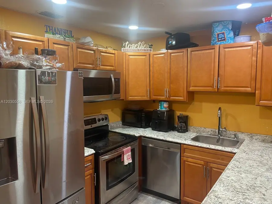 691 NW 20th Ct, Pompano Beach, FL 33060 - #2