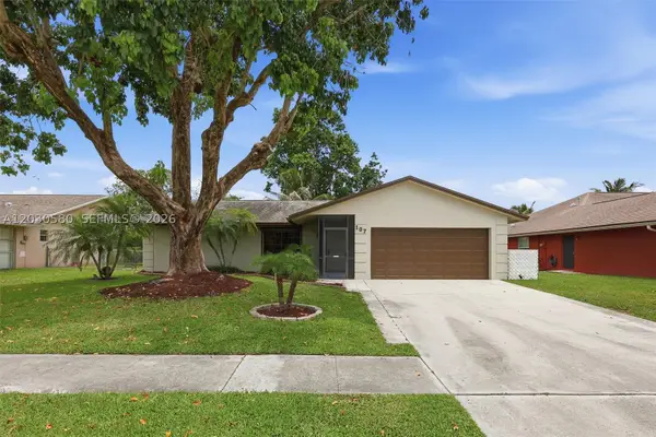 107 Starling Ave, Royal Palm Beach, FL 33411