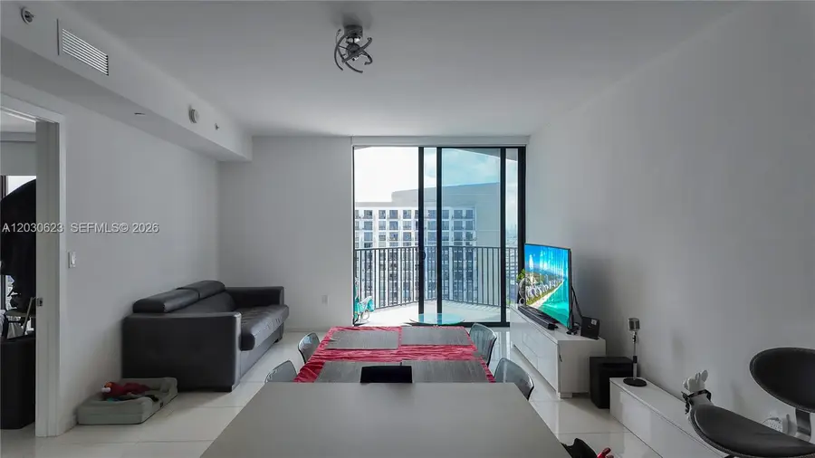 5300 Paseo Blvd #1807, Doral, FL 33166 - #2