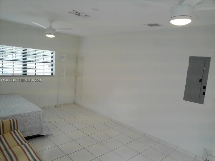 10812 SW 33rd St, Miami, FL 33165 - #3