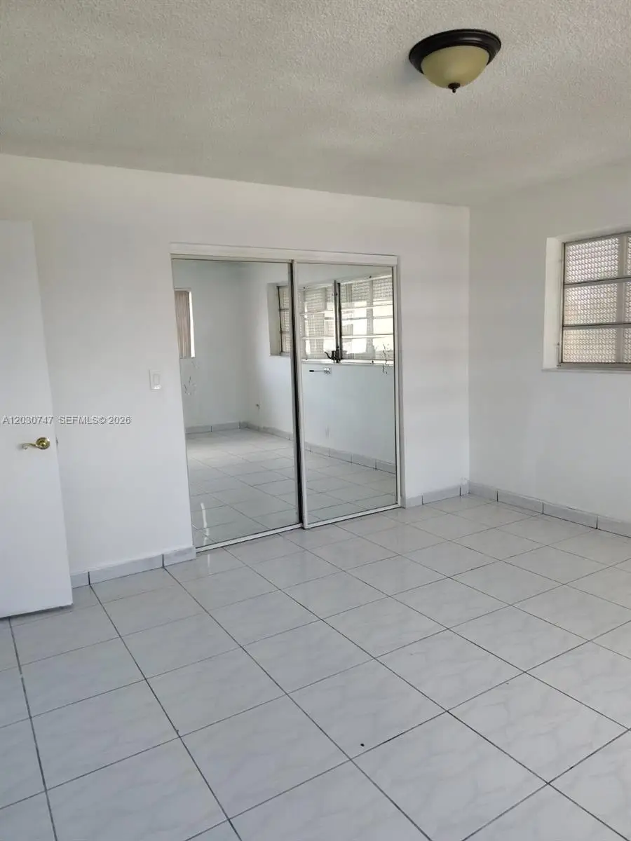 200 NE 12th Ave #1C, Hallandale Beach, FL 33009 - #3