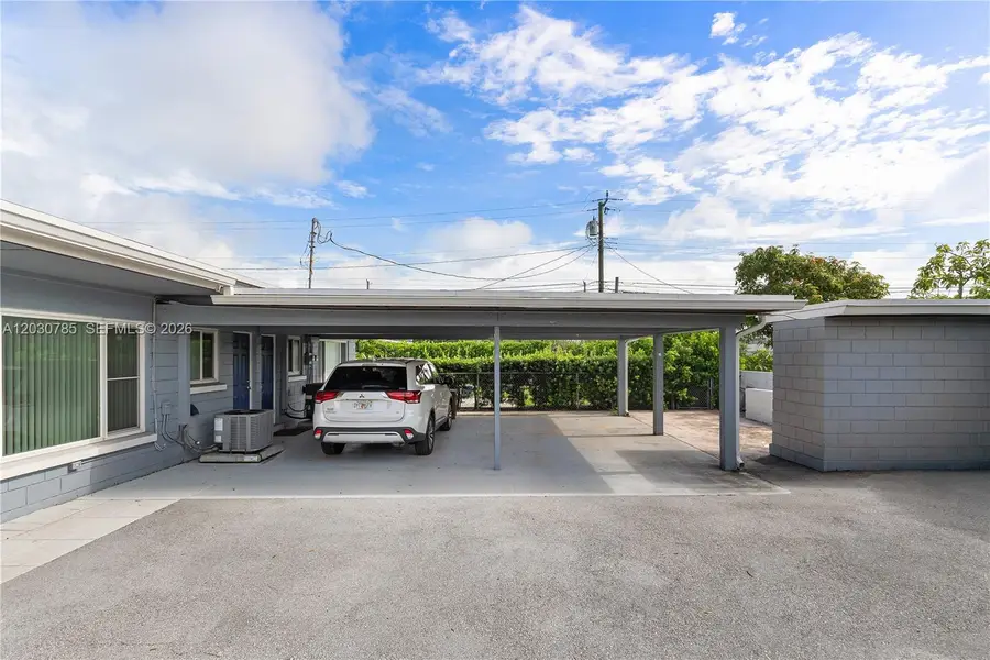 204 NW 1st St, Boynton Beach, FL 33435 - #2