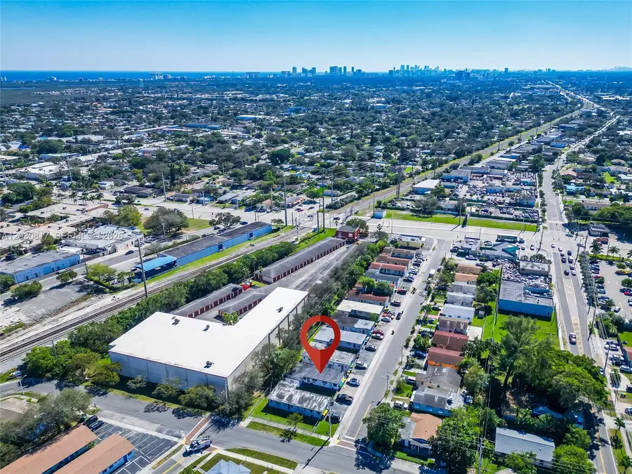 105 SW 5th Ct, Dania Beach, FL 33004 - #2