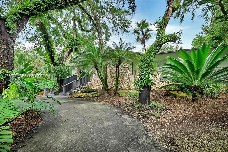 6565 SW 134th Dr, Pinecrest, FL 33156 - #2