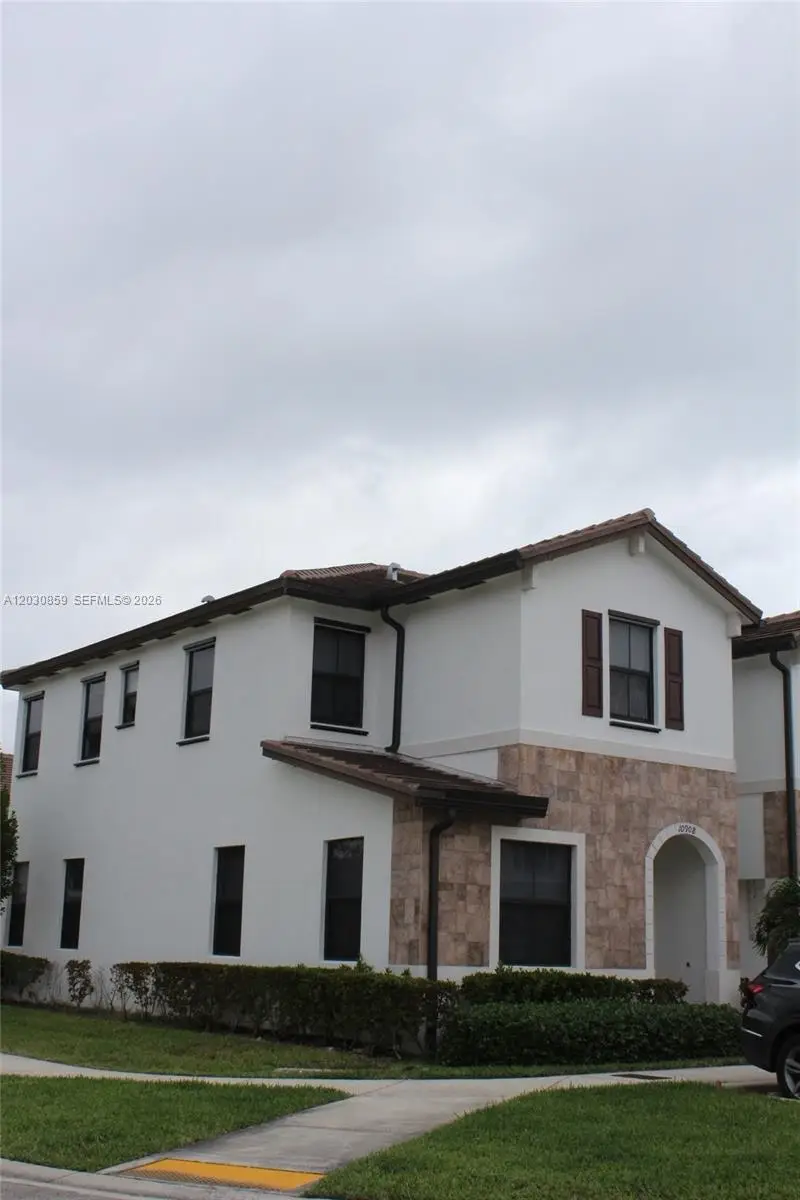 10908 W 32nd Ln, Hialeah, FL 33018 - #3