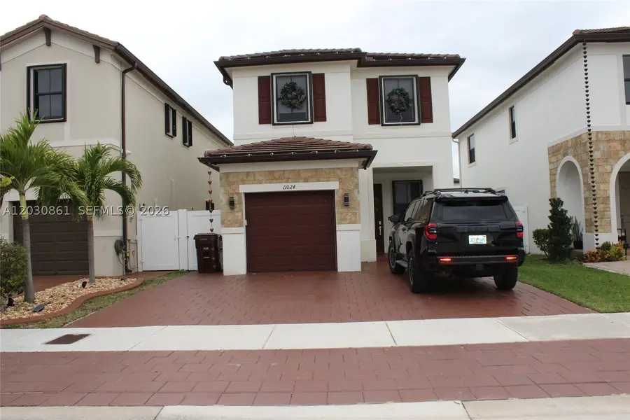 11024 W 35th Ln, Hialeah, FL 33018 - #2
