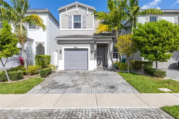 4813 NW 48th Ter, Tamarac, FL 33319