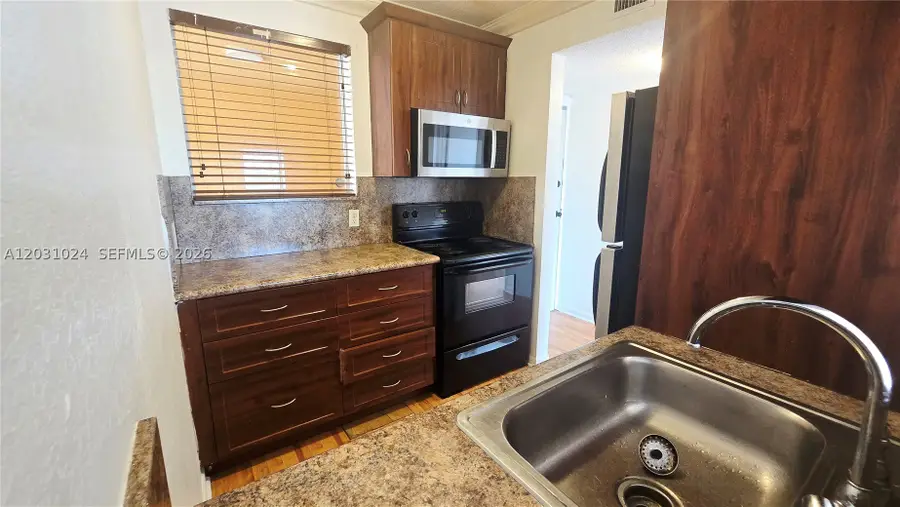 2441 SW 31st Ave #207, Miami, FL 33145 - #2