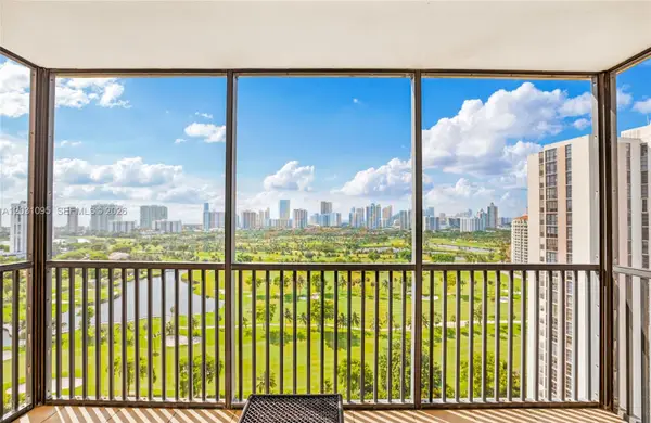 20301 W Country Club Dr #2228, Aventura, FL 33180