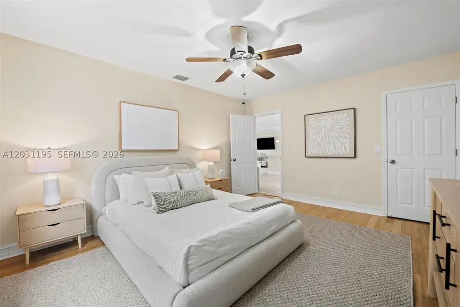 370 SE 12th Ave, Pompano Beach, FL 33060 - #2