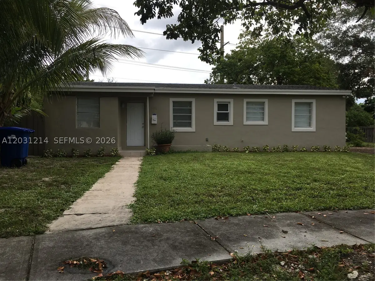 1594 NE 155th Ter, North Miami Beach, FL 33162 - #1
