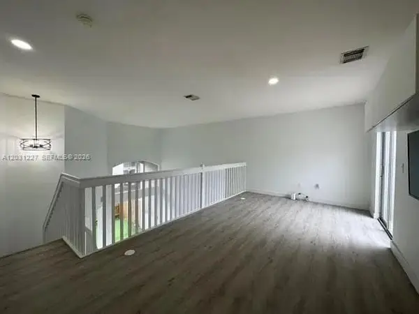 8042 NW 114th Pl, Doral, FL 33178
