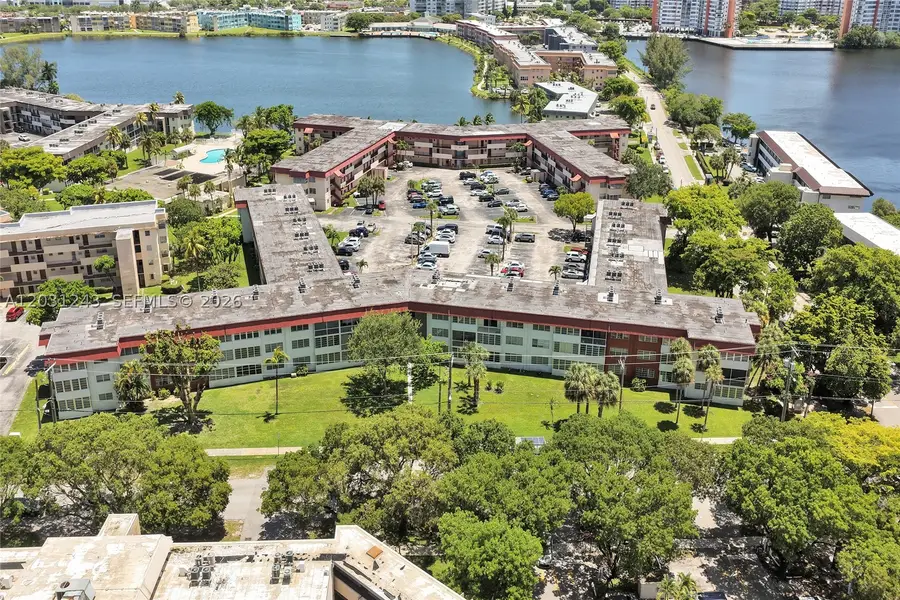 1400 NE 191st St #343, Miami, FL 33179 - #2